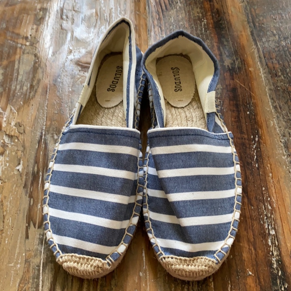 NWOB Soludos Classic Blue/White Espadrilles - Size 7